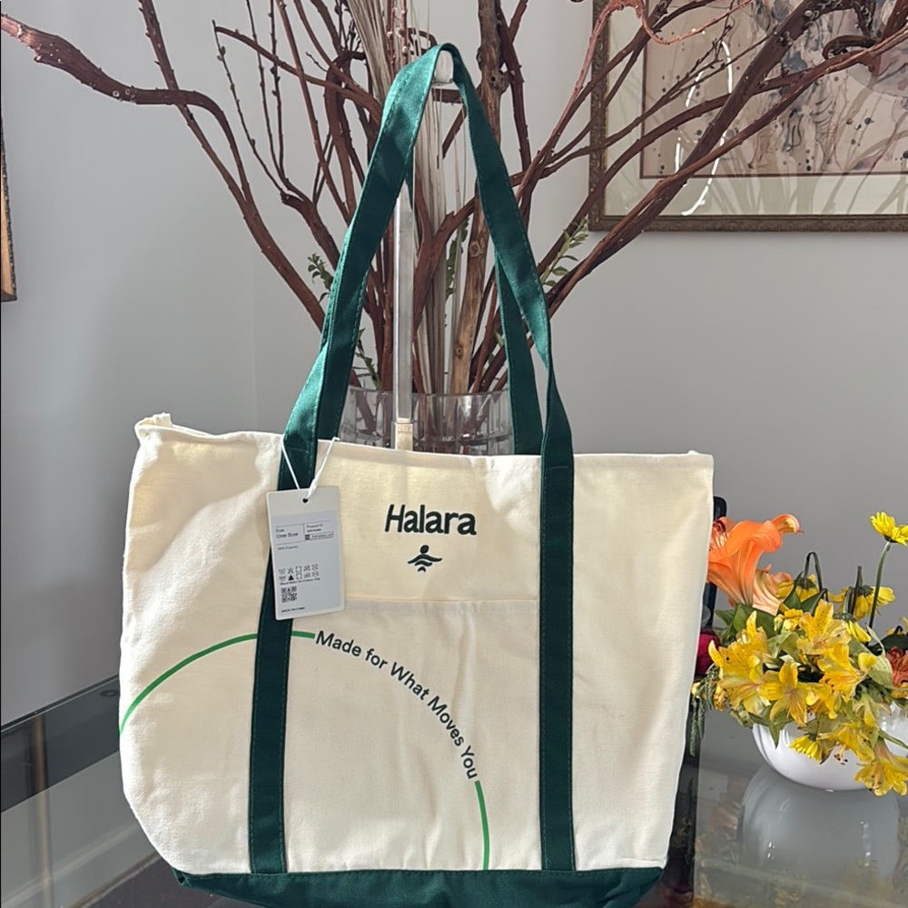 HALARA Canvas Tote Cream & Deep Green NWT